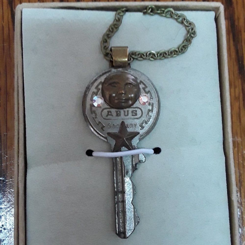 vintage necklace